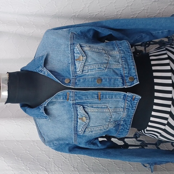 Fashion Nova Knotted Denim Jacket - Picture 3 of 10